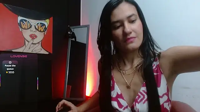 Snapshot of Victoria_1126 chatting on 02-25-26, 07:45 Victoria 1126 online show from 02-25-26, 07:45