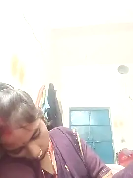 Snapshot of Anjli_hote chatting on 02-13-26, 06:48 Anjli hote online show from 02-13-26, 06:48