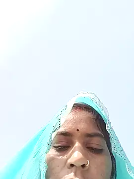 Snapshot of Anjli_hote chatting on 03-03-26, 08:53 Anjli hote online show from 03-03-26, 08:53