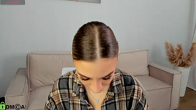 Snapshot of Silen_Tori chatting on 03-13-26, 02:51 Silen Tori online show from 03-13-26, 02:51