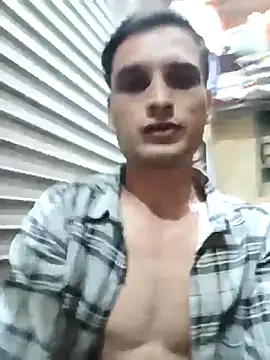 Beinghorny83 online show from 02-12-26, 06:25