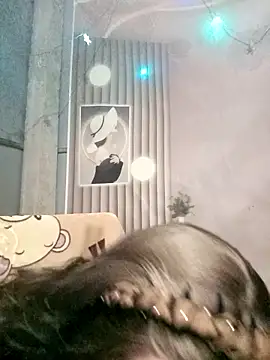 Girl-crazy1 online show from 02-21-26, 11:22