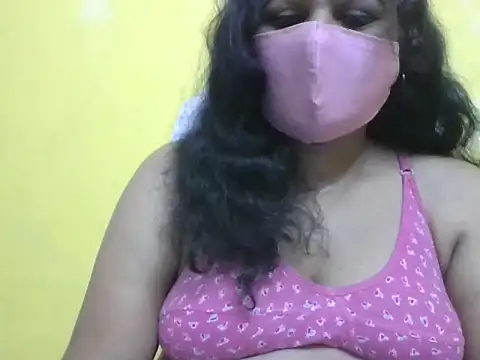 Snapshot of anu-reddyy chatting on 05-19-26, 03:46 anu-reddyy online show from 05-19-26, 03:46