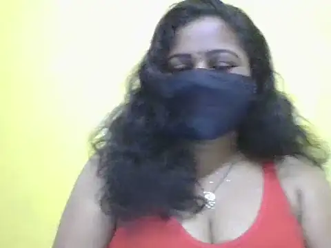 anu-reddyy online show from 06-18-26, 04:13