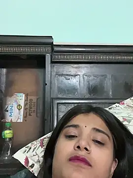 Snapshot of assybauty chatting on 05-21-26, 06:59 assybauty online show from 05-21-26, 06:59