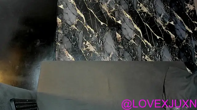 LovexJuxn8 online show from 03-28-26, 09:36