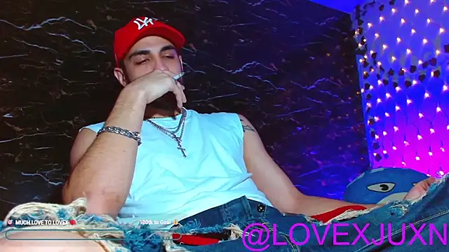 LovexJuxn8 online show from 06-14-26, 07:27