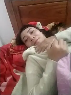 cute-shine online show from 02-22-26, 03:54