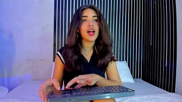 melodyphillips 2  online show from 02-24-26, 05:16