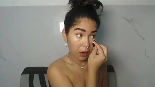 melodyphillips 2  online show from 06-19-26, 08:07