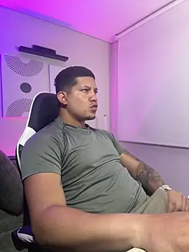  robertobaggioo online show from 04-29-26, 12:53