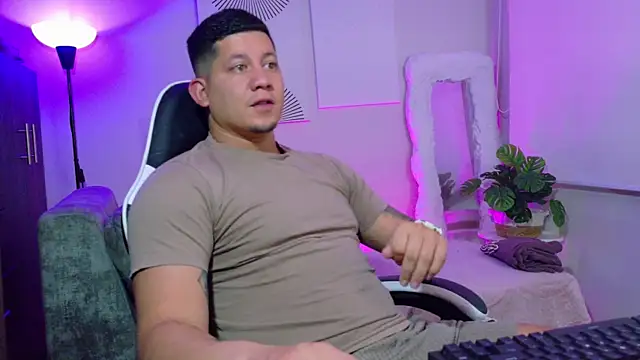  robertobaggioo online show from 06-26-26, 05:45