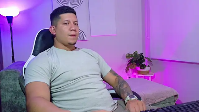  robertobaggioo online show from 07-06-26, 05:04
