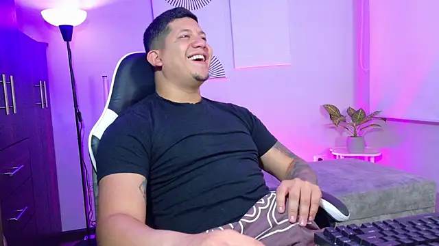  robertobaggioo online show from 07-17-26, 12:23