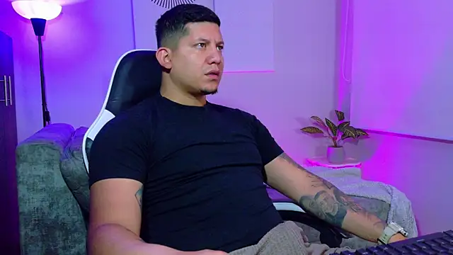  robertobaggioo online show from 07-30-26, 12:15