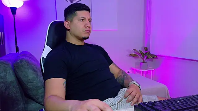  robertobaggioo online show from 07-31-26, 12:26