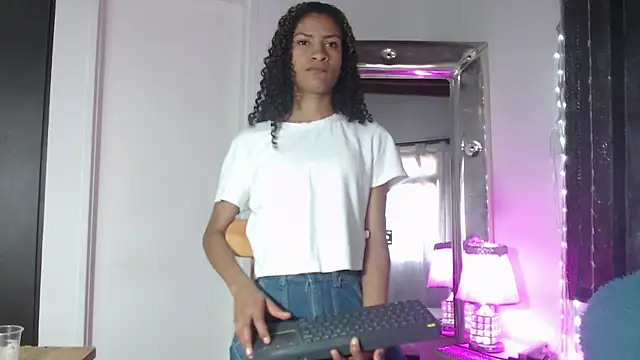 mailyn gold online show from 04-14-26, 12:11