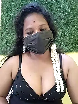 Snapshot of Tamil_Ramya_ chatting on 03-01-26, 04:20 Tamil Ramya online show from 03-01-26, 04:20