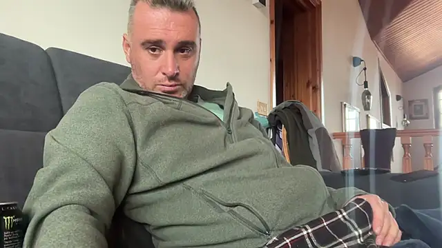 Snapshot of marcovik1 chatting on 02-13-26, 02:46 marcovik1 online show from 02-13-26, 02:46