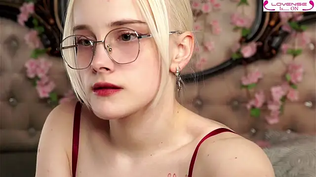 KirstinMcgeady online show from 04-29-26, 11:14