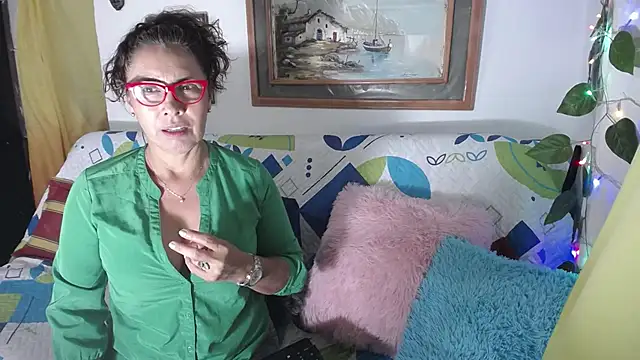 Snapshot of Merry-Olsen chatting on 02-17-26, 04:20 Merry-Olsen online show from 02-17-26, 04:20