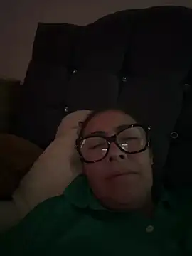 Snapshot of Merry-Olsen chatting on 03-11-26, 08:26 Merry-Olsen online show from 03-11-26, 08:26