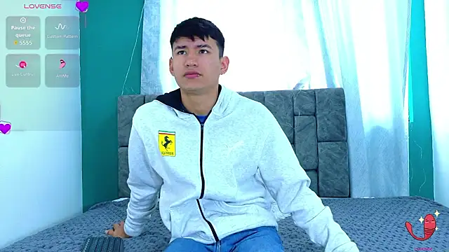 NicolasTorrez online show from 02-12-26, 07:42