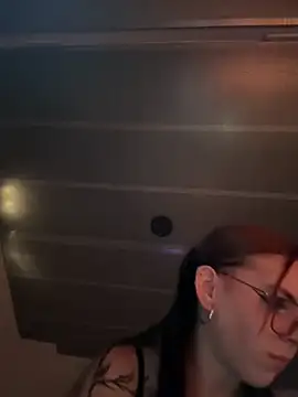 Snapshot of Milli-Kiss chatting on 03-05-26, 06:04 Milli-Kiss online show from 03-05-26, 06:04