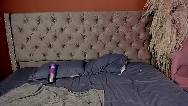 Tamia 25 online show from 03-07-26, 01:08