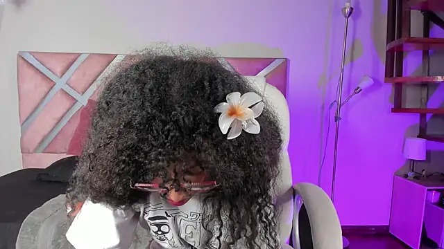 Tamia 25 online show from 04-17-26, 08:23