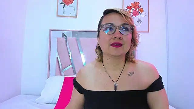 DariaLuca online show from 04-28-26, 11:37