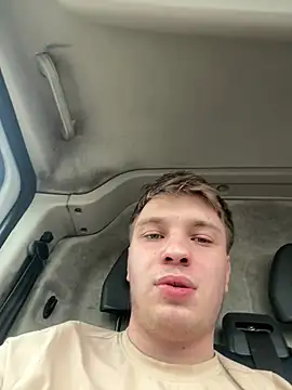 Snapshot of benab888 chatting on 02-22-26, 01:31 benab888 online show from 02-22-26, 01:31