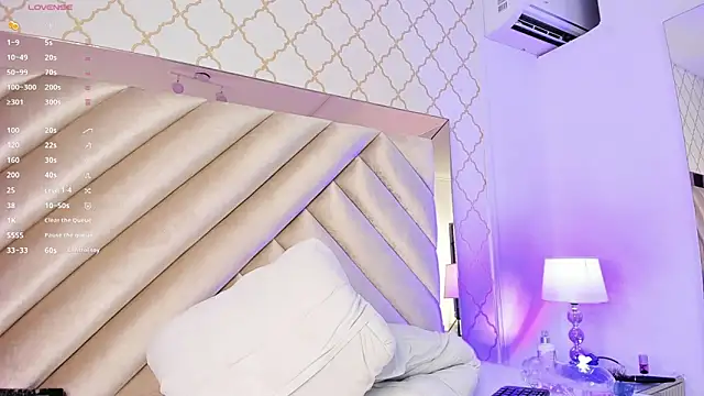 SarahRizof online show from 04-23-26, 11:31