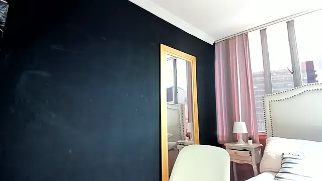 Snapshot of madii_lenon chatting on 02-27-26, 07:25 madii lenon online show from 02-27-26, 07:25