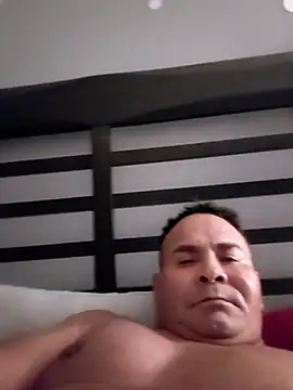 Snapshot of DriedupPharos chatting on 02-14-26, 04:09 DriedupPharos online show from 02-14-26, 04:09