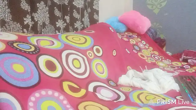 Snapshot of Honeybuny06 chatting on 03-07-26, 07:11 Honeybuny06 online show from 03-07-26, 07:11