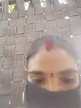 Snapshot of Seenu---Thakur chatting on 06-28-26, 04:18 Seenu---Thakur online show from 06-28-26, 04:18