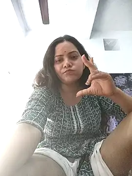 Snapshot of Anushka_Singh0 chatting on 05-06-26, 12:21 Anushka Singh0 online show from 05-06-26, 12:21