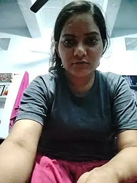 Snapshot of Anushka_Singh0 chatting on 06-03-26, 05:07 Anushka Singh0 online show from 06-03-26, 05:07