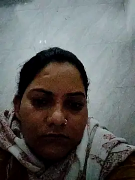 Snapshot of Anushka_Singh0 chatting on 06-14-26, 12:19 Anushka Singh0 online show from 06-14-26, 12:19