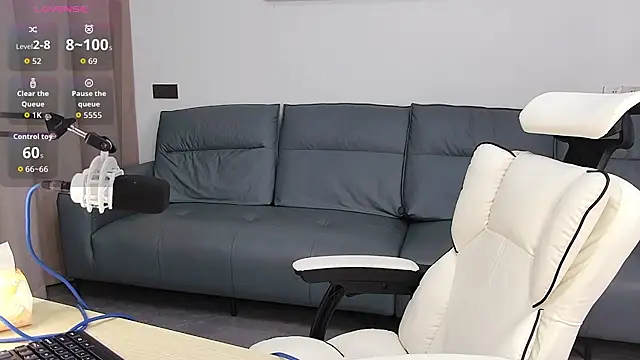 Snapshot of XX-CYY chatting on 03-02-26, 01:18 XX-CYY online show from 03-02-26, 01:18