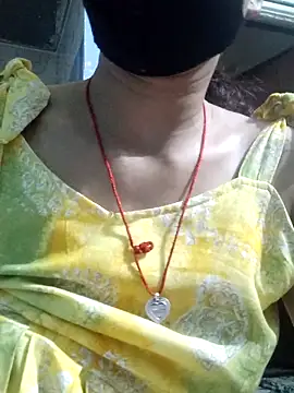 Snapshot of Sexy-Sandhya_ chatting on 03-11-26, 06:14 Sexy-Sandhya online show from 03-11-26, 06:14