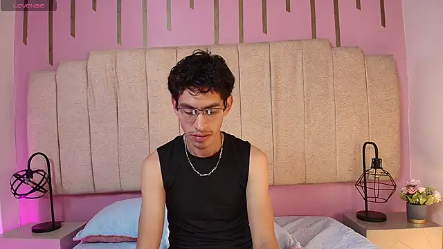 skinny jean  online show from 02-28-26, 01:56