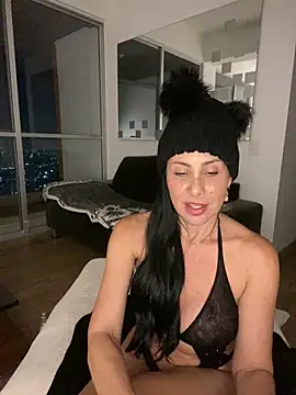 caritoo21 online show from 03-10-26, 04:06