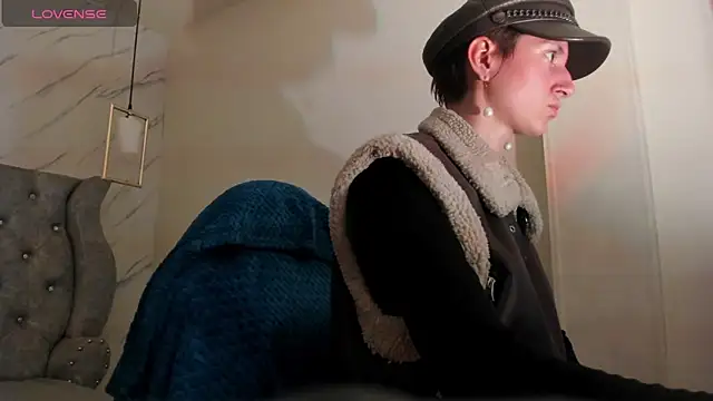 Snapshot of Fieramadame chatting on 02-24-26, 12:03 Fieramadame online show from 02-24-26, 12:03