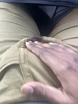 Snapshot of Magic_Spell_Tamil chatting on 02-14-26, 10:56 Magic Spell Tamil online show from 02-14-26, 10:56