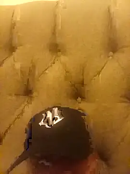 Snapshot of Leroyhotess chatting on 02-12-26, 05:52 Leroyhotess online show from 02-12-26, 05:52