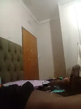 Snapshot of Leroyhotess chatting on 03-11-26, 08:04 Leroyhotess online show from 03-11-26, 08:04