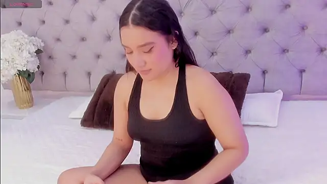 LiiaBloom online show from 05-17-26, 04:32