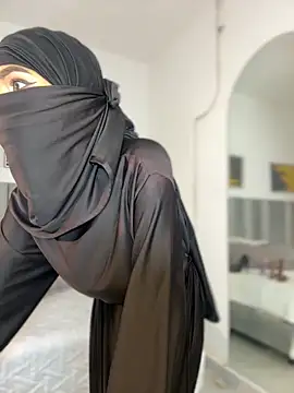 Snapshot of aminaa_ chatting on 02-16-26, 06:48 aminaa online show from 02-16-26, 06:48